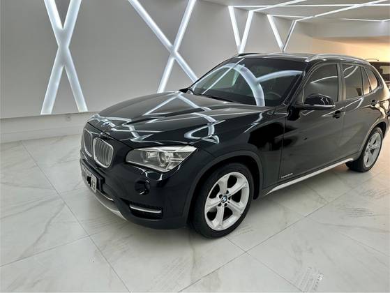 BMW X1 2.0 16V TURBO GASOLINA SDRIVE20I 4P AUTOMÁTICO BMW X1 2.0 16V TURBO GASOLINA SDRIVE20I 4P AUTOMÁTICO